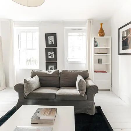 The White Leopard - Stylish 3Br In Chelsea Apartment